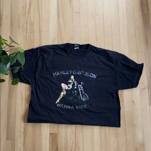 Harley shirt. Wanna ride